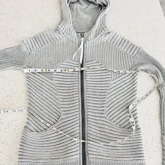 Lululemon ribbed scuba front hoodie sweater - Picture 11 of 11
